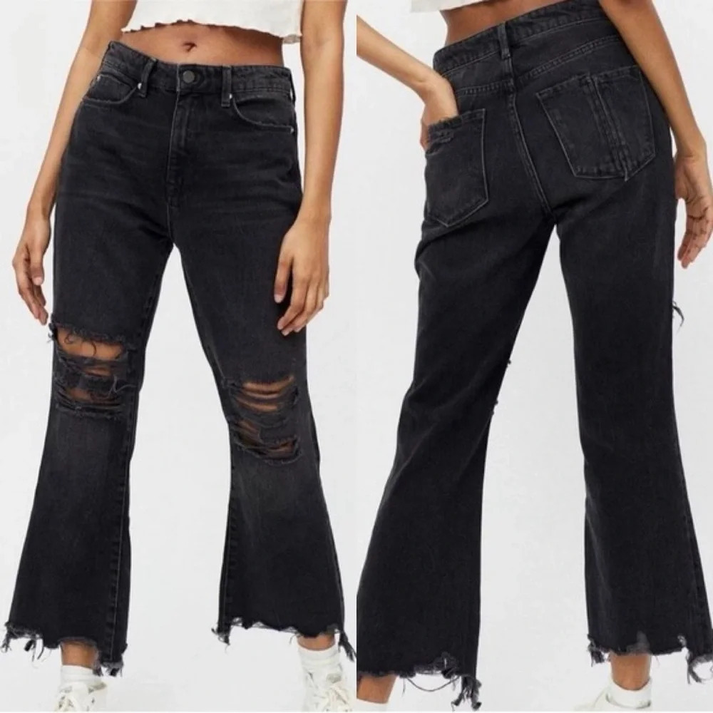 BDG Urban Outfitters Wilco High-Waisted Cropped Flare Jeans in Black Faded 26